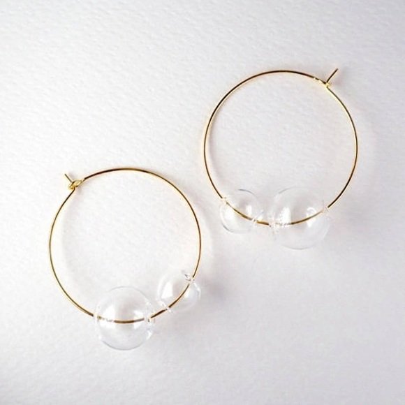 Jewelry - 🔶 NWOT Boho Artsy Gold Tone Bubble Hoop Earrings